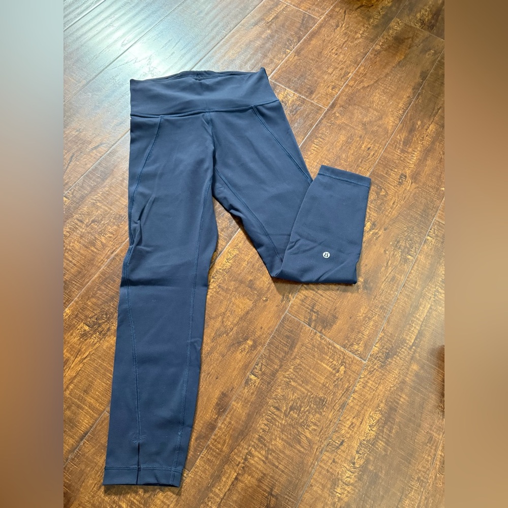 lululemon Navy Blue Leggings Wunder Train High Rise Tight 25” *Hem Slit
